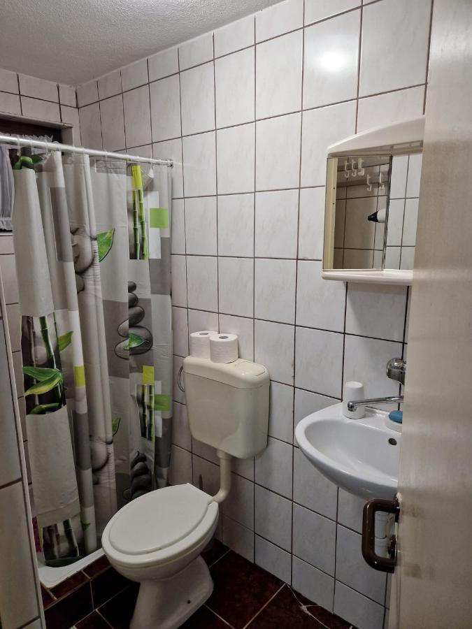 Apartment Misic 利缇纳 外观 照片